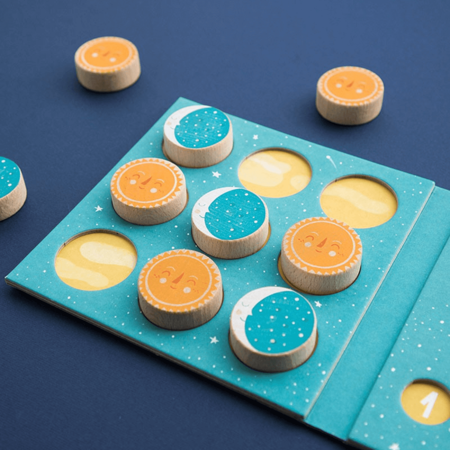 Žaidimas Tic Tac Toe - Sun and Moon