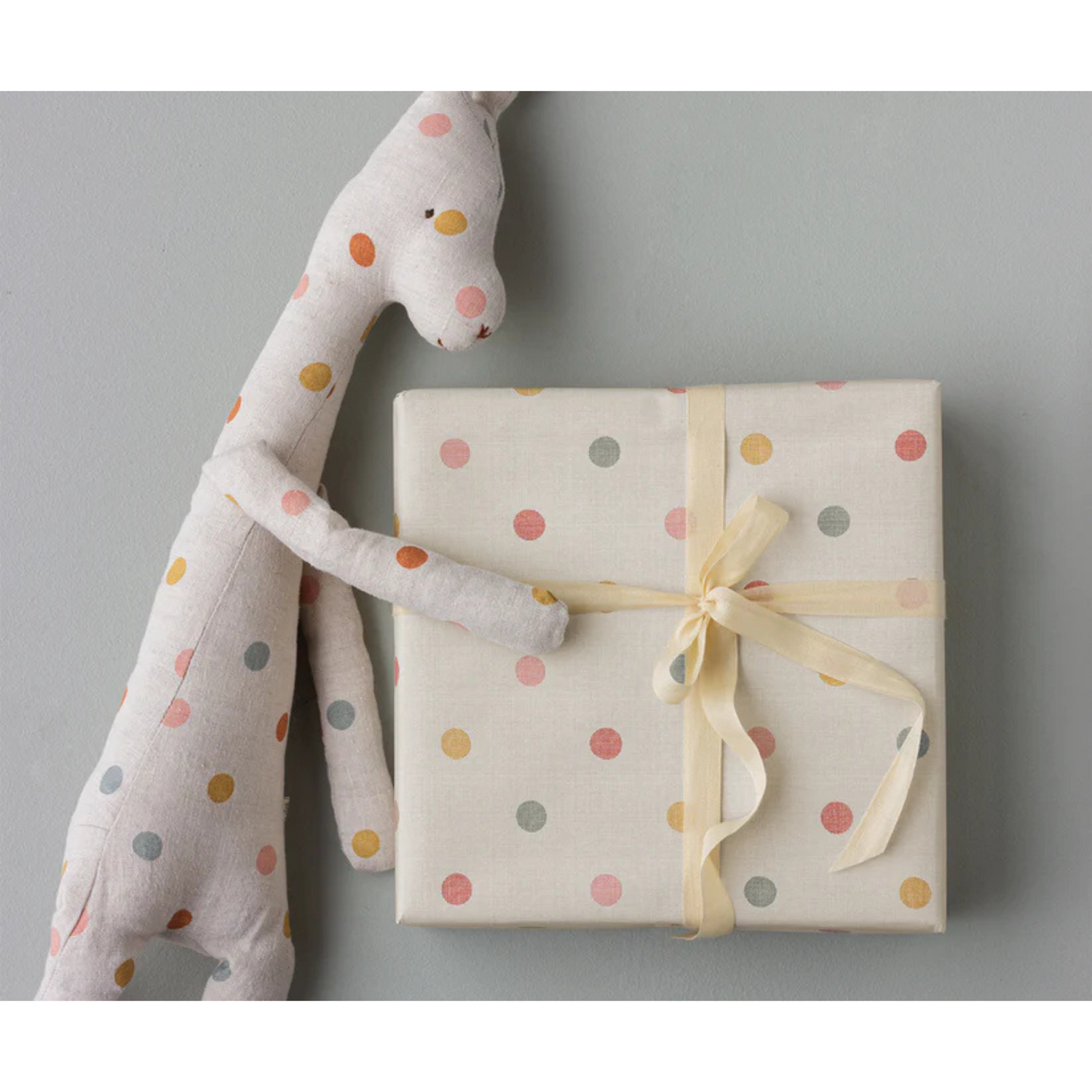 Gift wrapping paper - Multi Dots