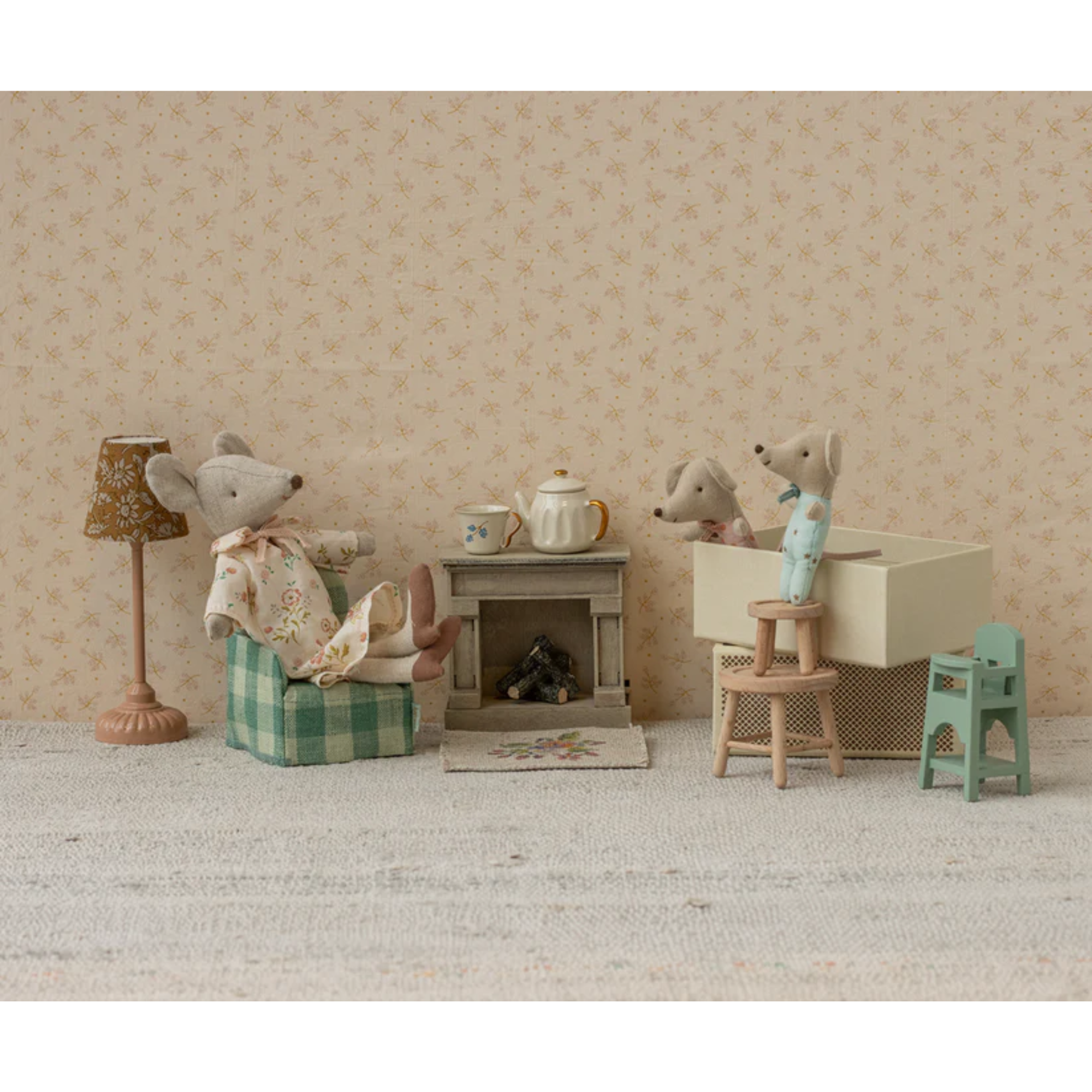 Mouse Fireplace - Off White