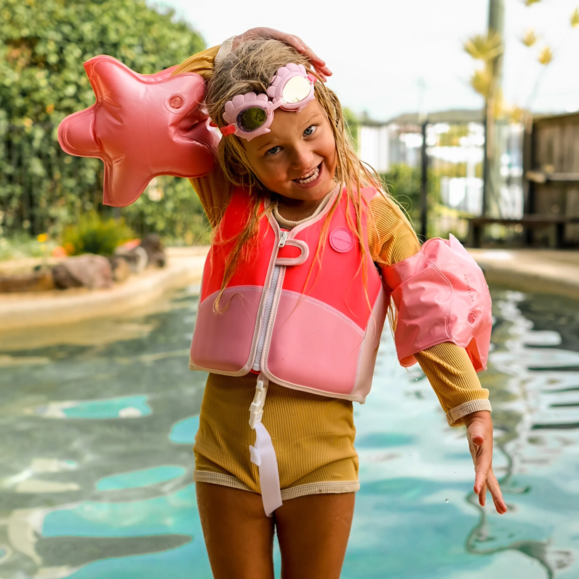 Swimming vest - Strawberry