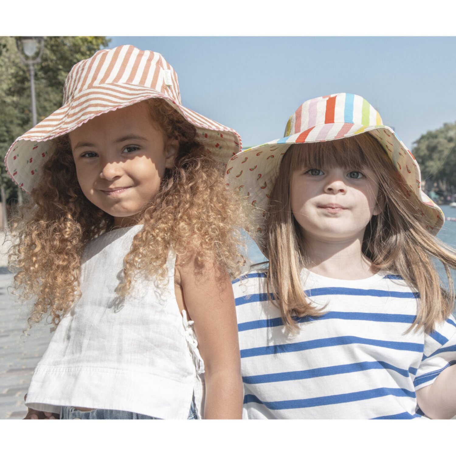 Reversible hat - Rainbow Stripes