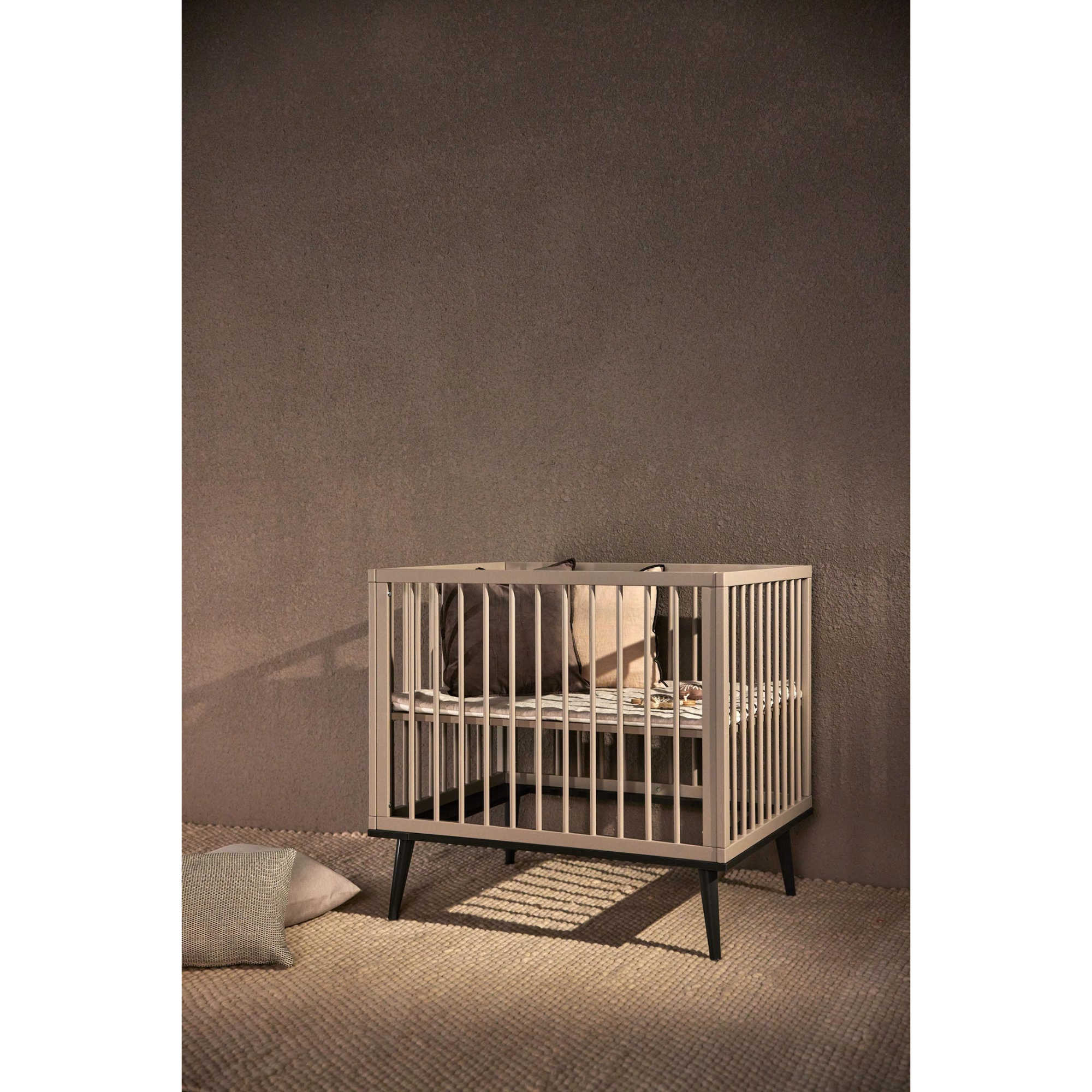 Wooden playpen - Flow