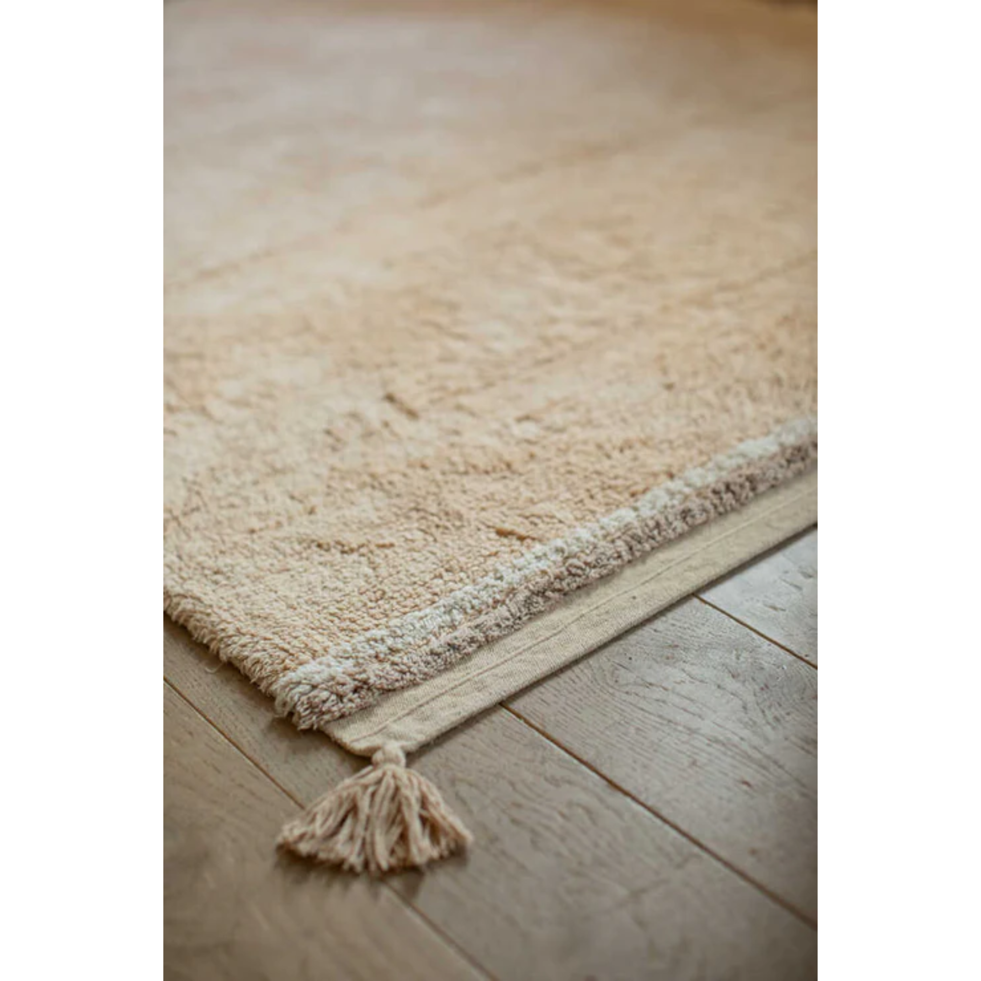 Carpet Bloom Golden