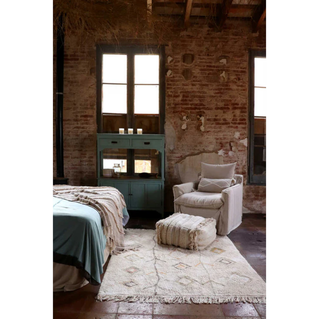 Kilimas Kaarol Earth