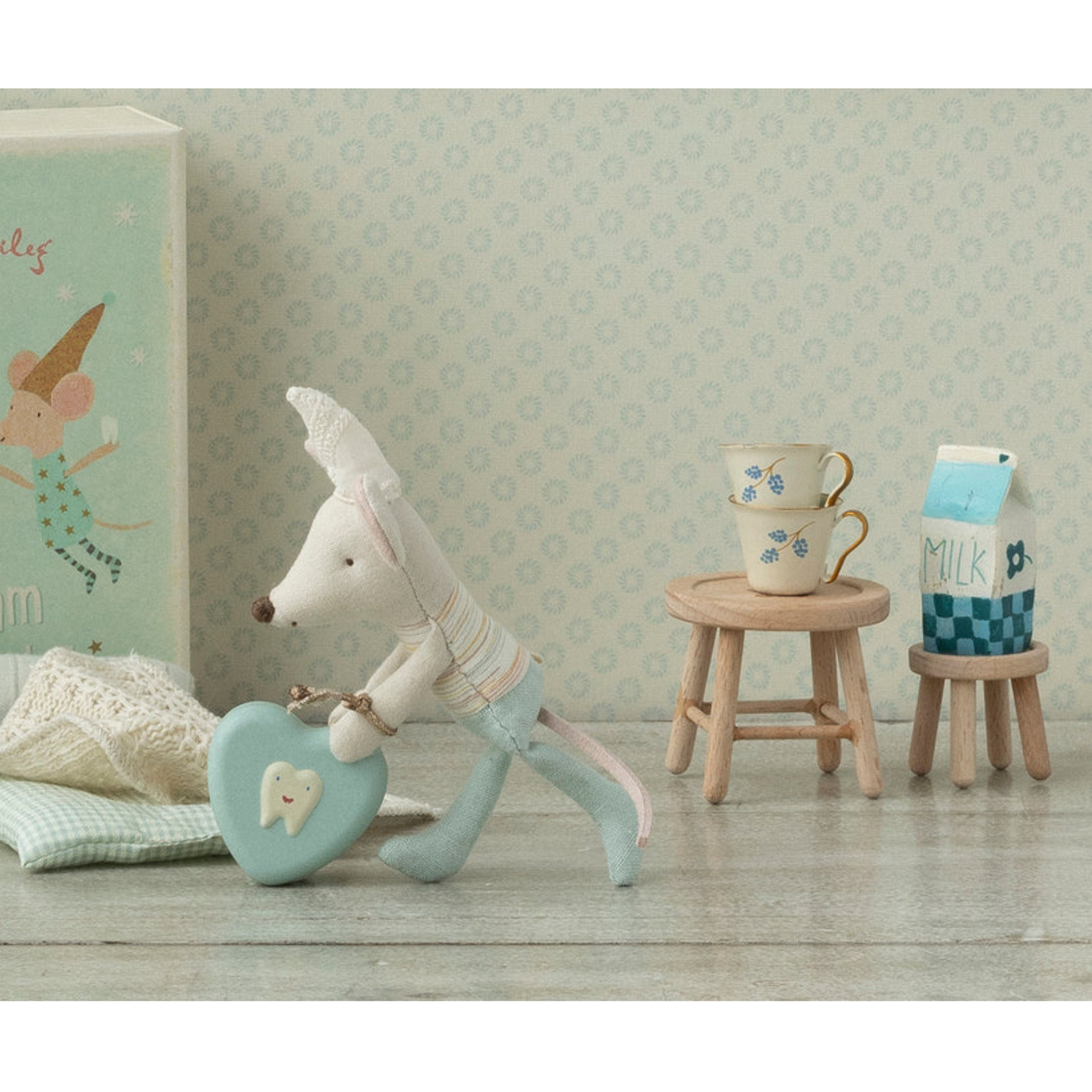 Table and stool set