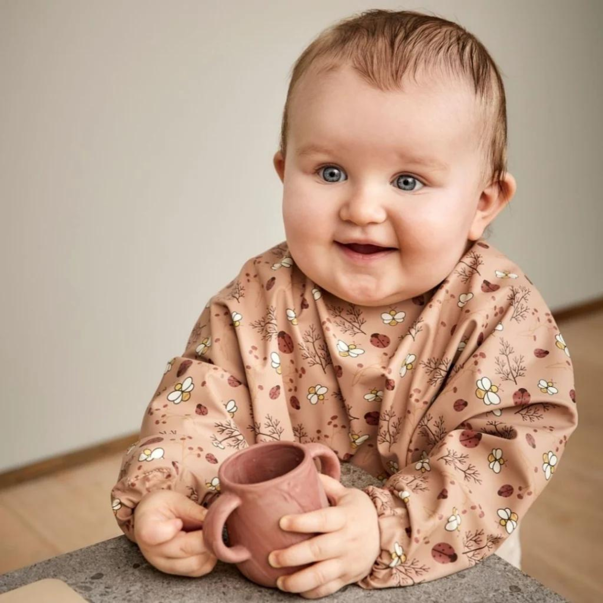 Nuuroo Luna bib with long sleeves - Koala forest