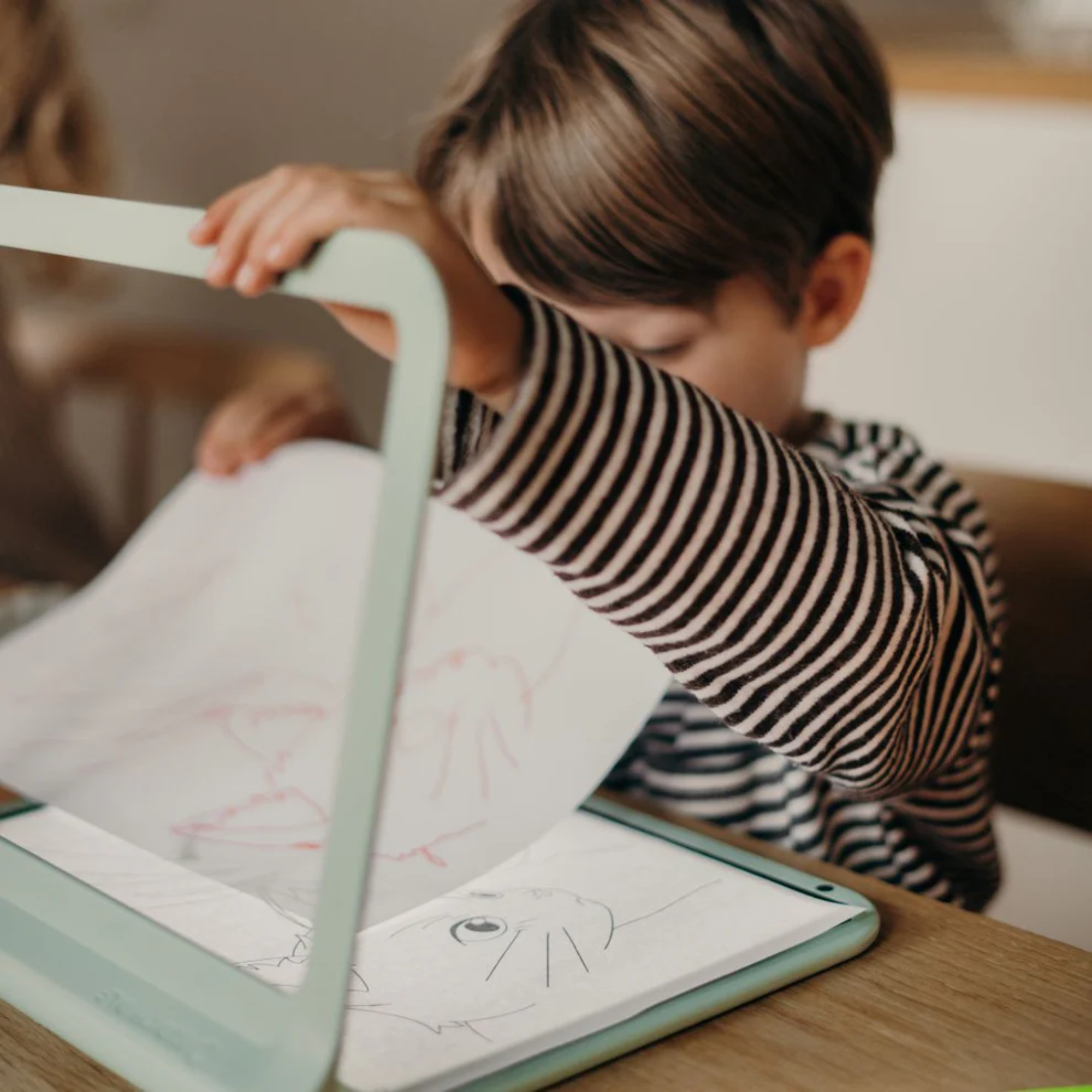 Šviečianti piešimo planšetė Kidydraw Pro