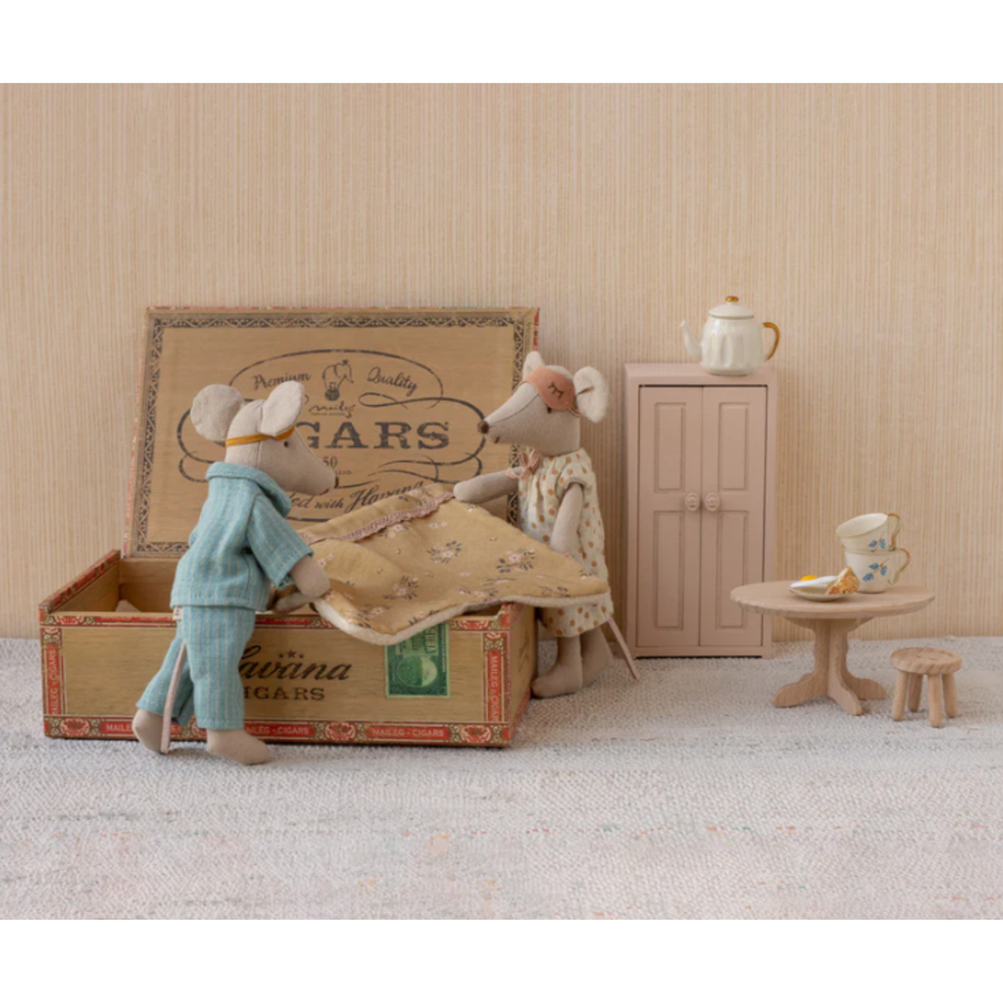 Mom and Dad in a cigar box