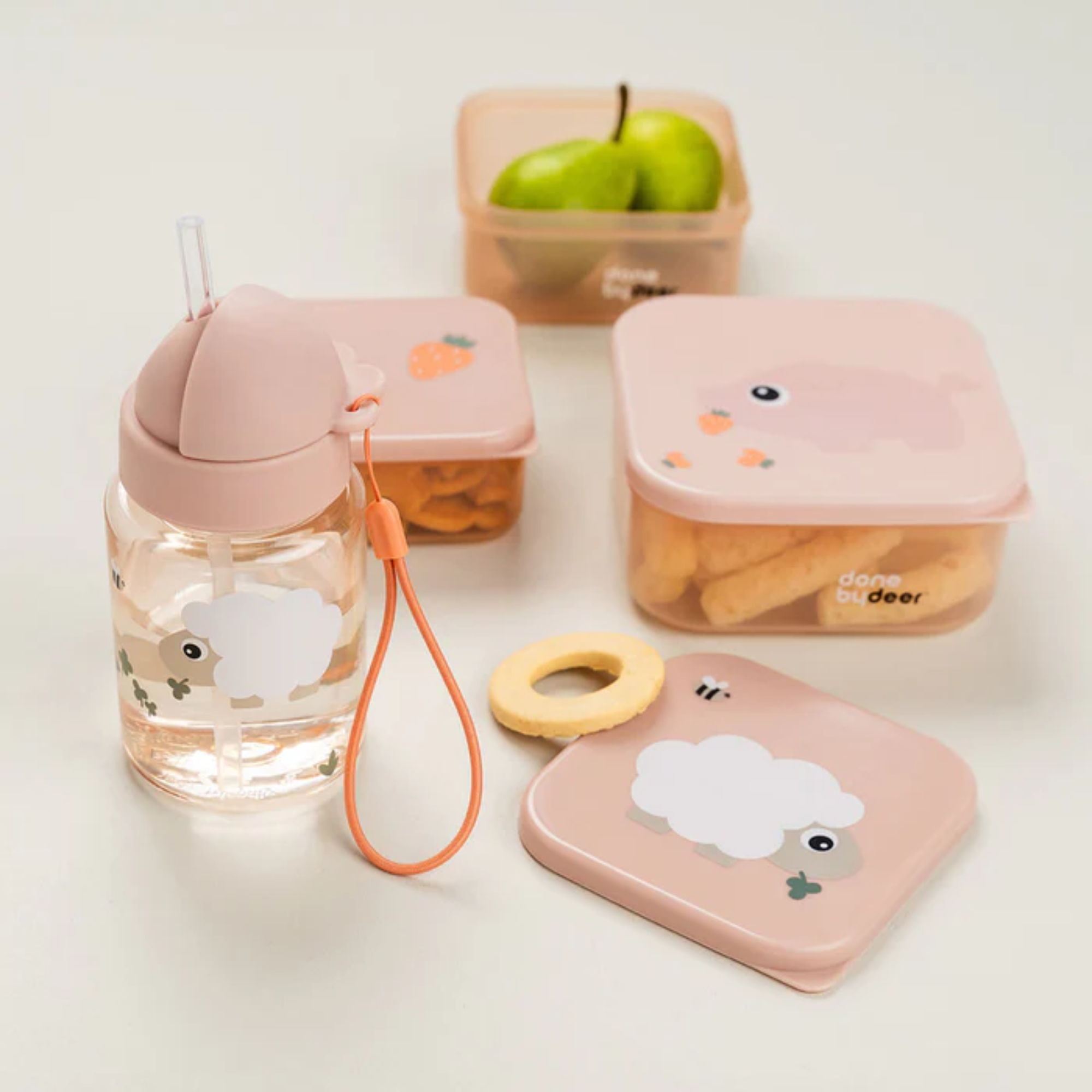 Gertuvė su šiaudeliu - Tiny farm | Powder