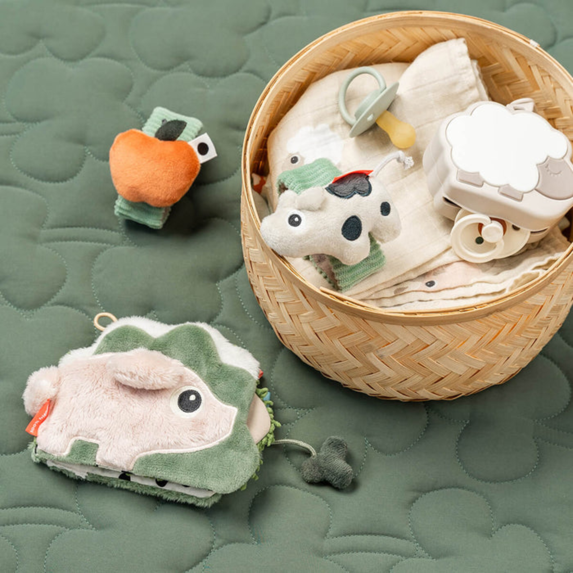 Sensorinė knygelė - Tiny farm Colour mix