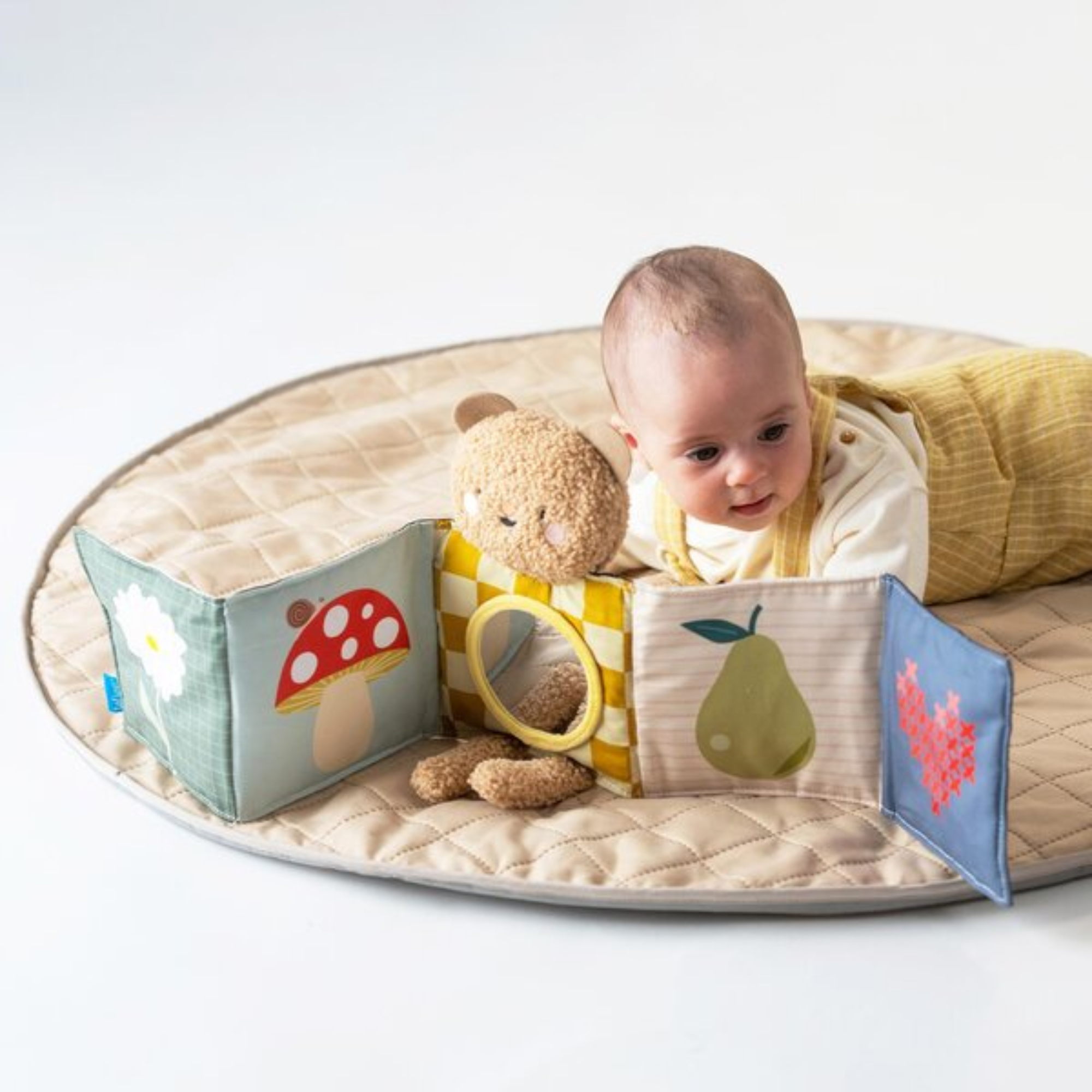 Sensorinė knygelė - Snuggle bear