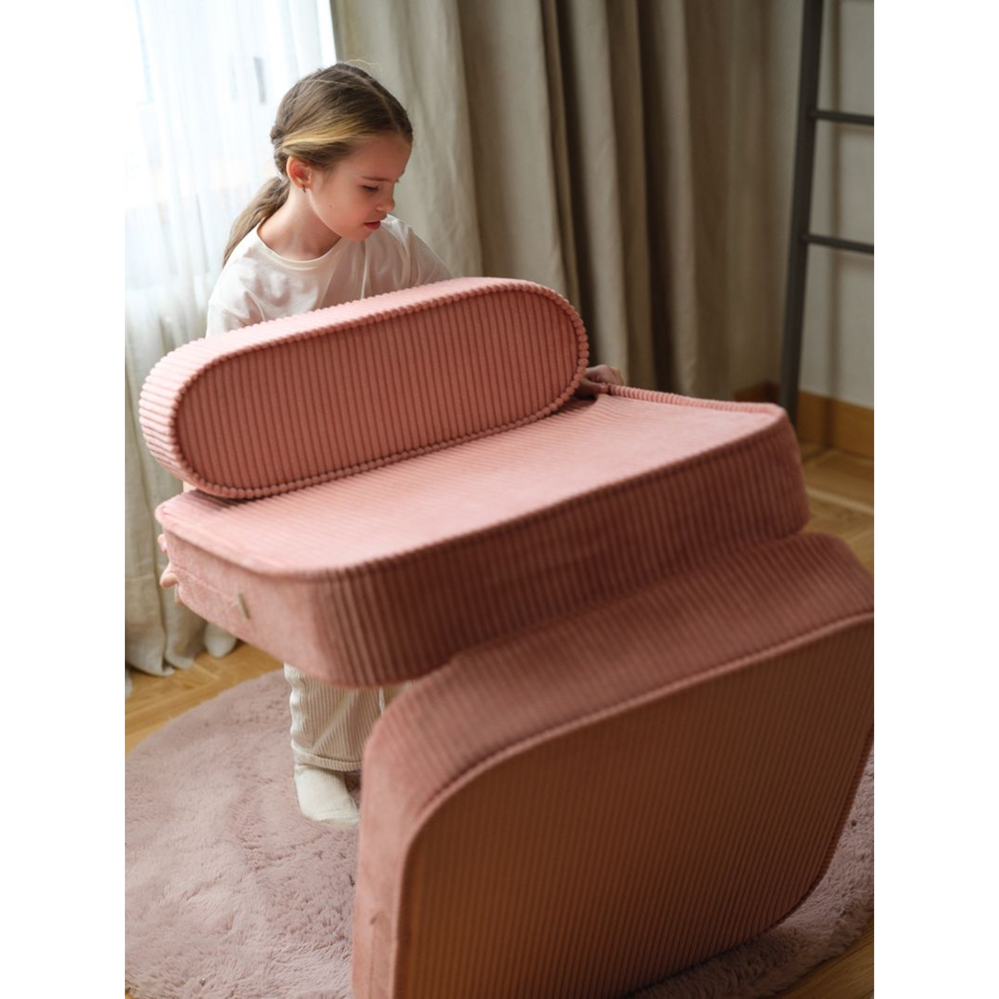 Sulankstoma kėdė - Pink Mousse