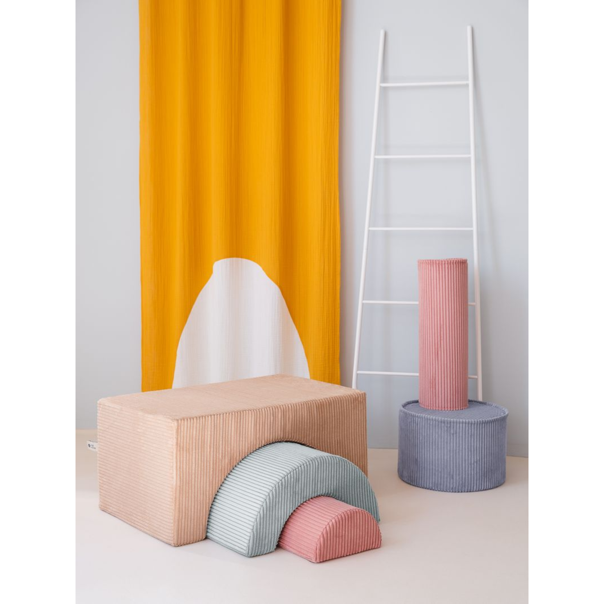 Rainbow vaikiškų baldų rinkinys - Brown Sugar