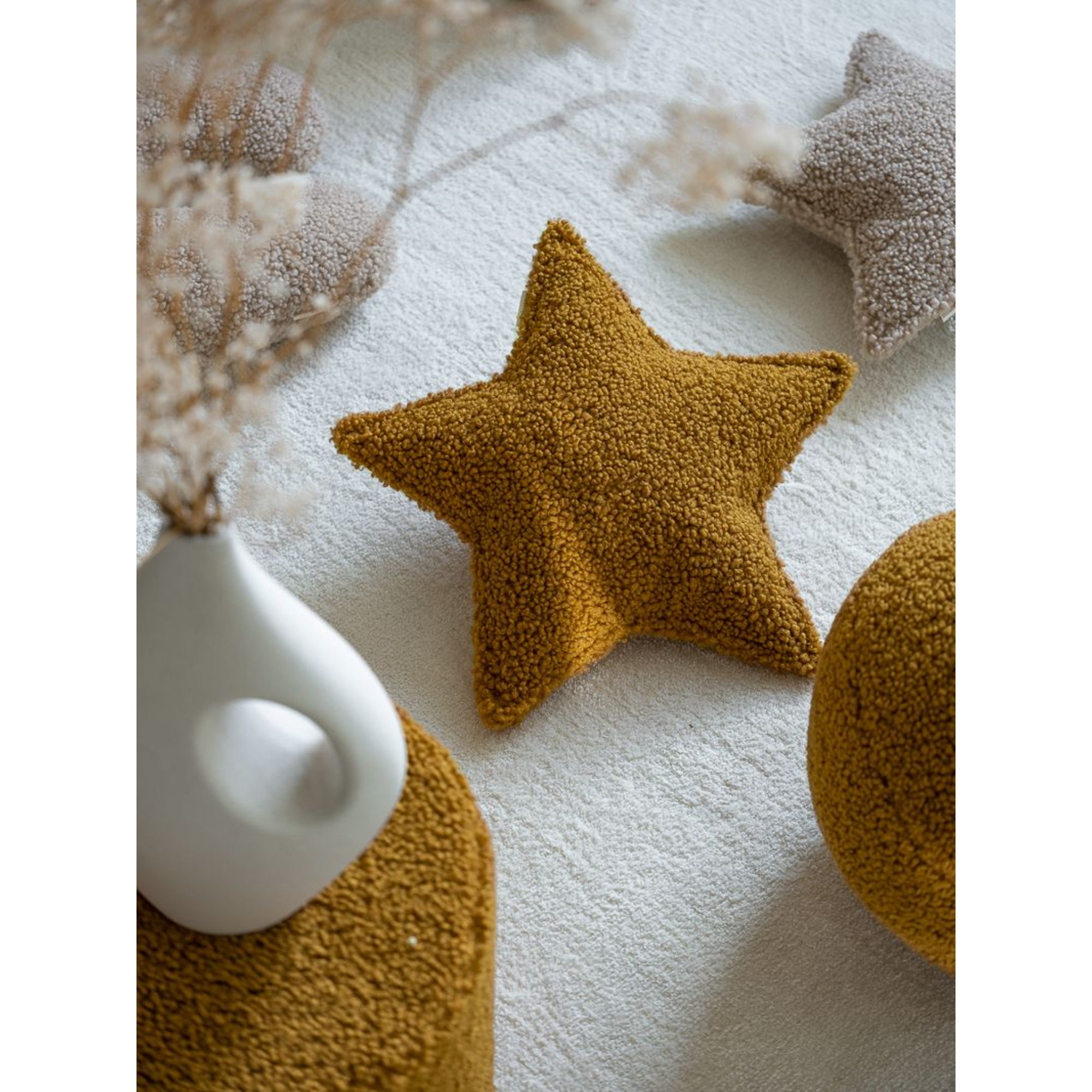 Pagalvėlė Star - Maple