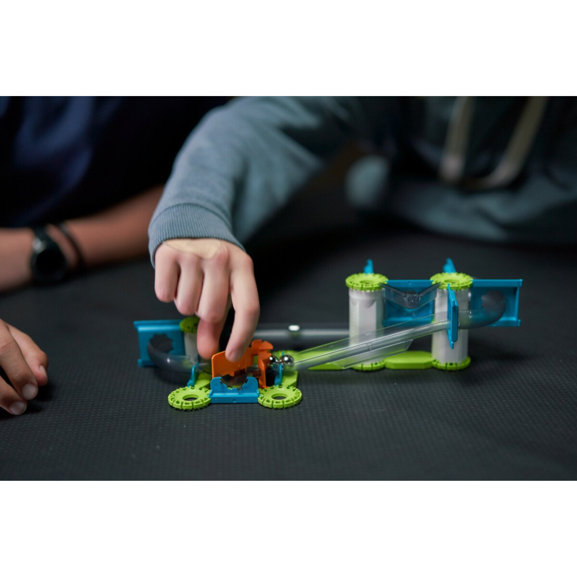 Magnetinis konstruktorius - Mechanics Gravity - Race Track