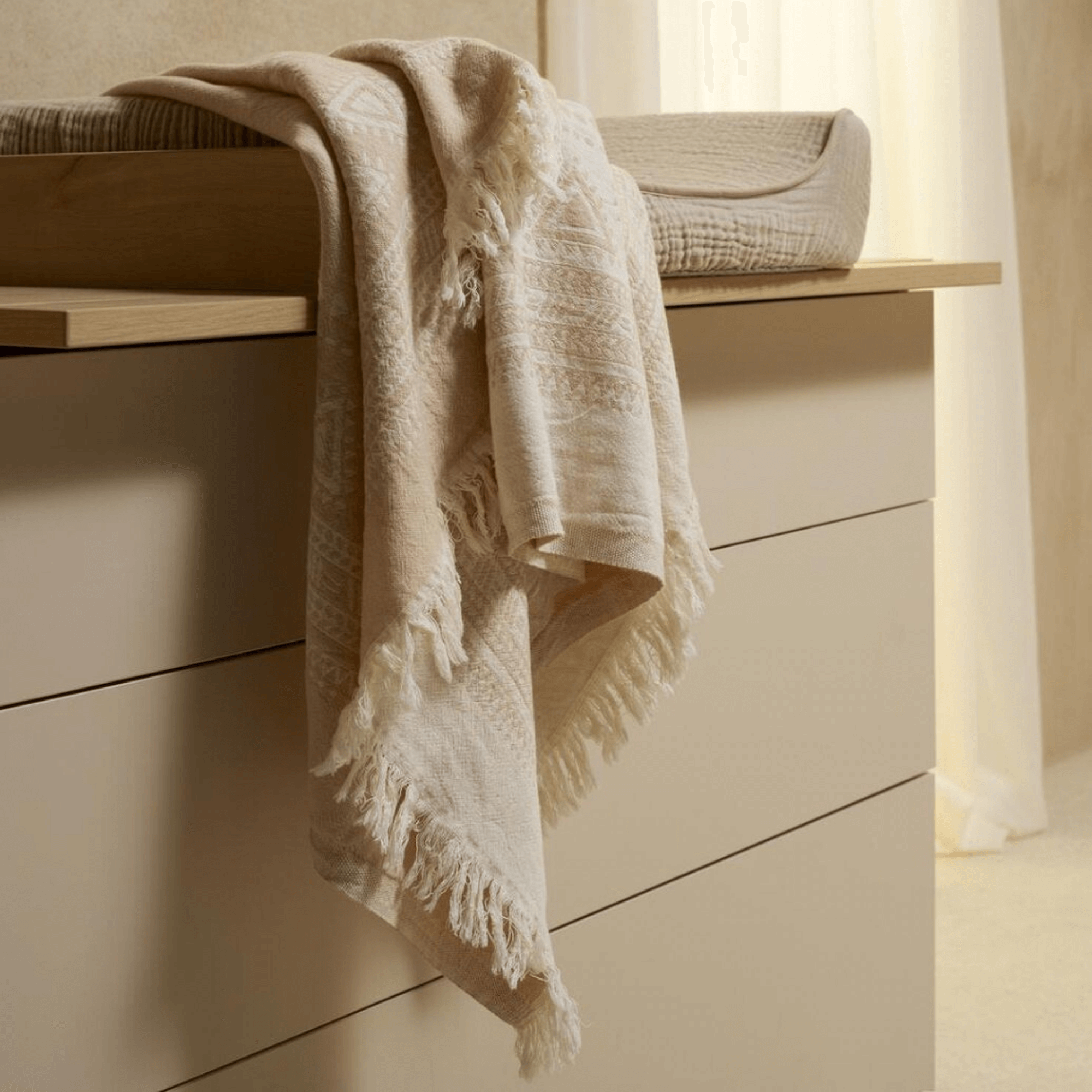 Quax chest of drawers Flow Clay & Oak