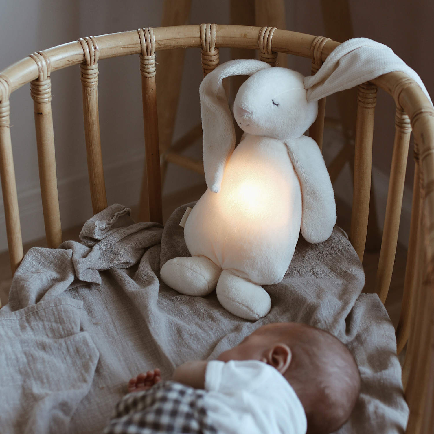 Migdukas 2.0 - lempa Humming Bunny Cream