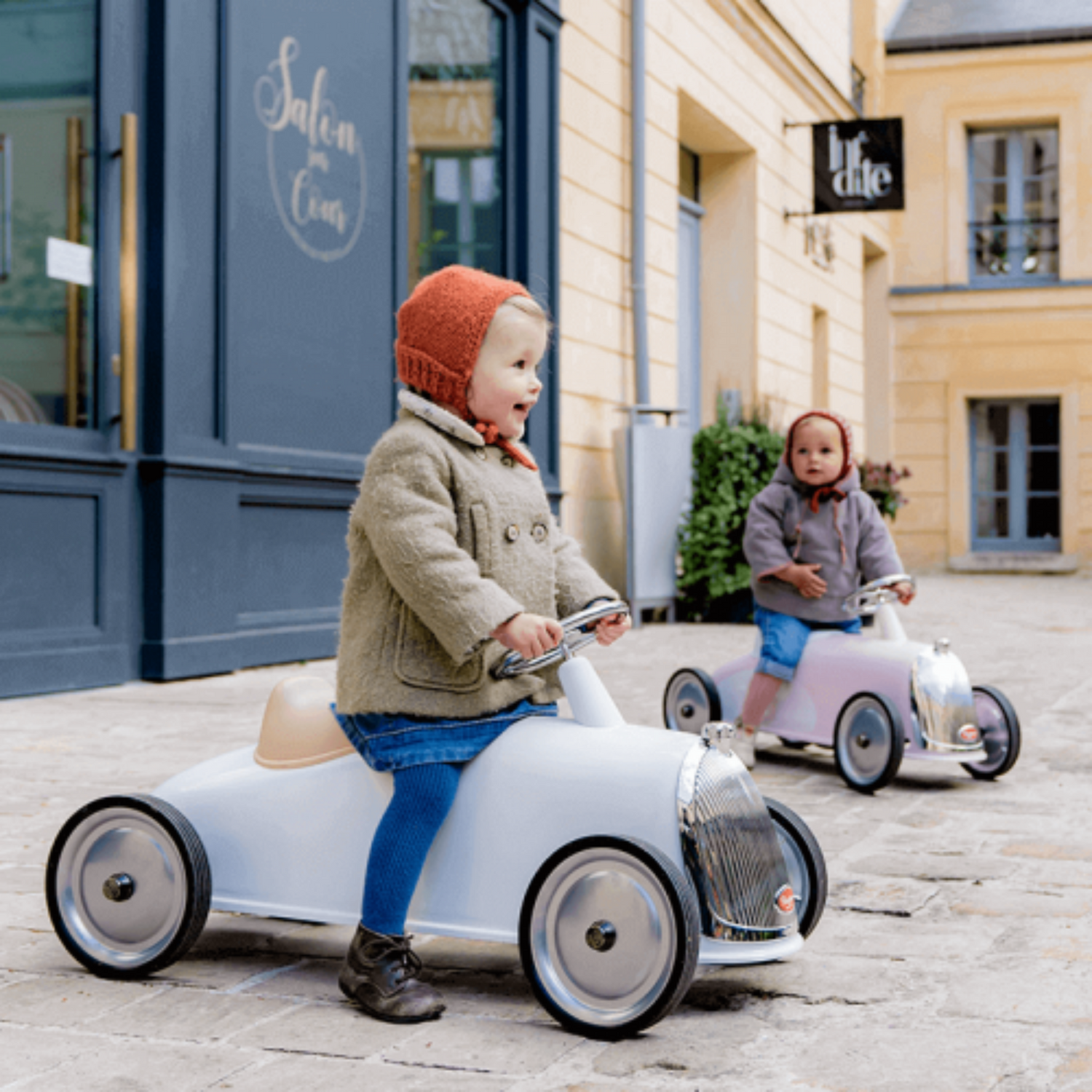 Baghera Rider car Snow White