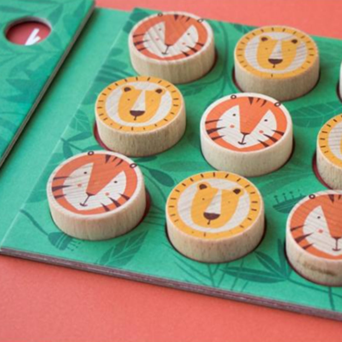 Žaidimas Tic Tac Toe - Lion and Tiger