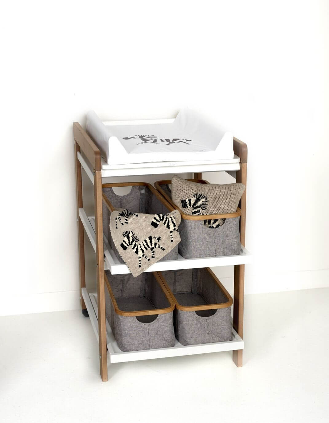 Vystymo stalas Comfort - White Neutral - little-goose.com
