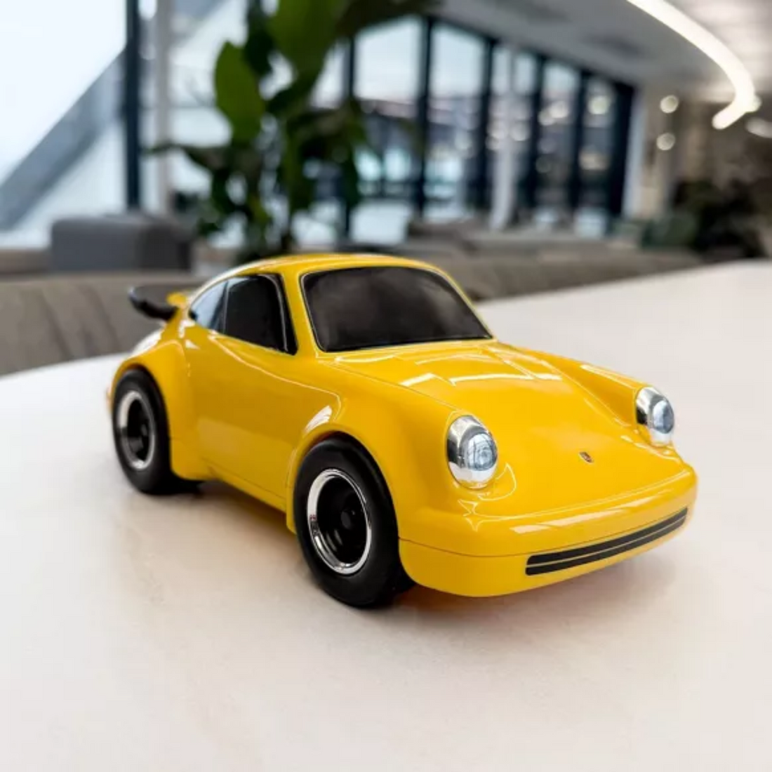 Porsche 911 Yellow racing car