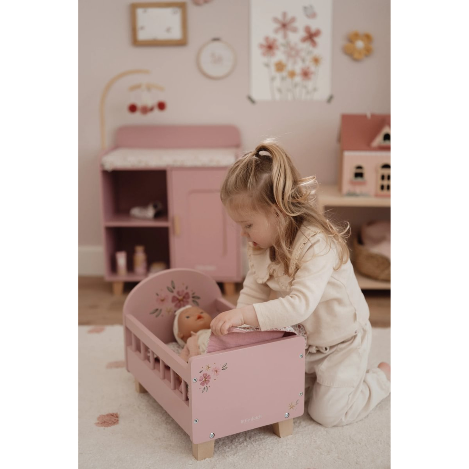 Doll bed with bedding