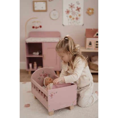 Doll bed with bedding