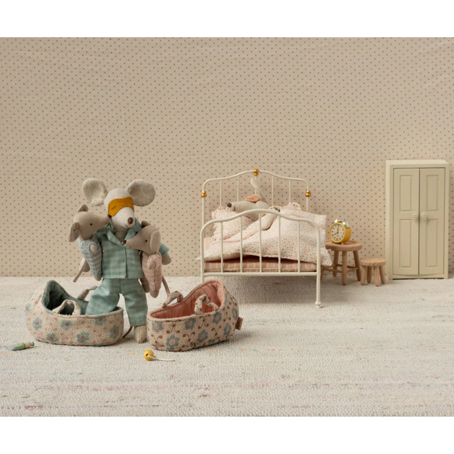 Peliukų kūdikis lopšelyje - Blue