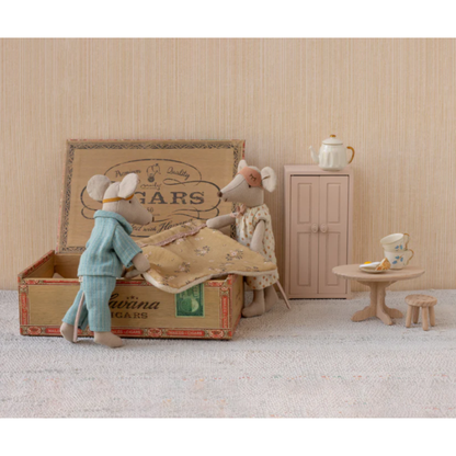 Mom and Dad in a cigar box