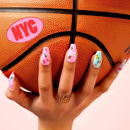 Lipdukai nagams - NYC