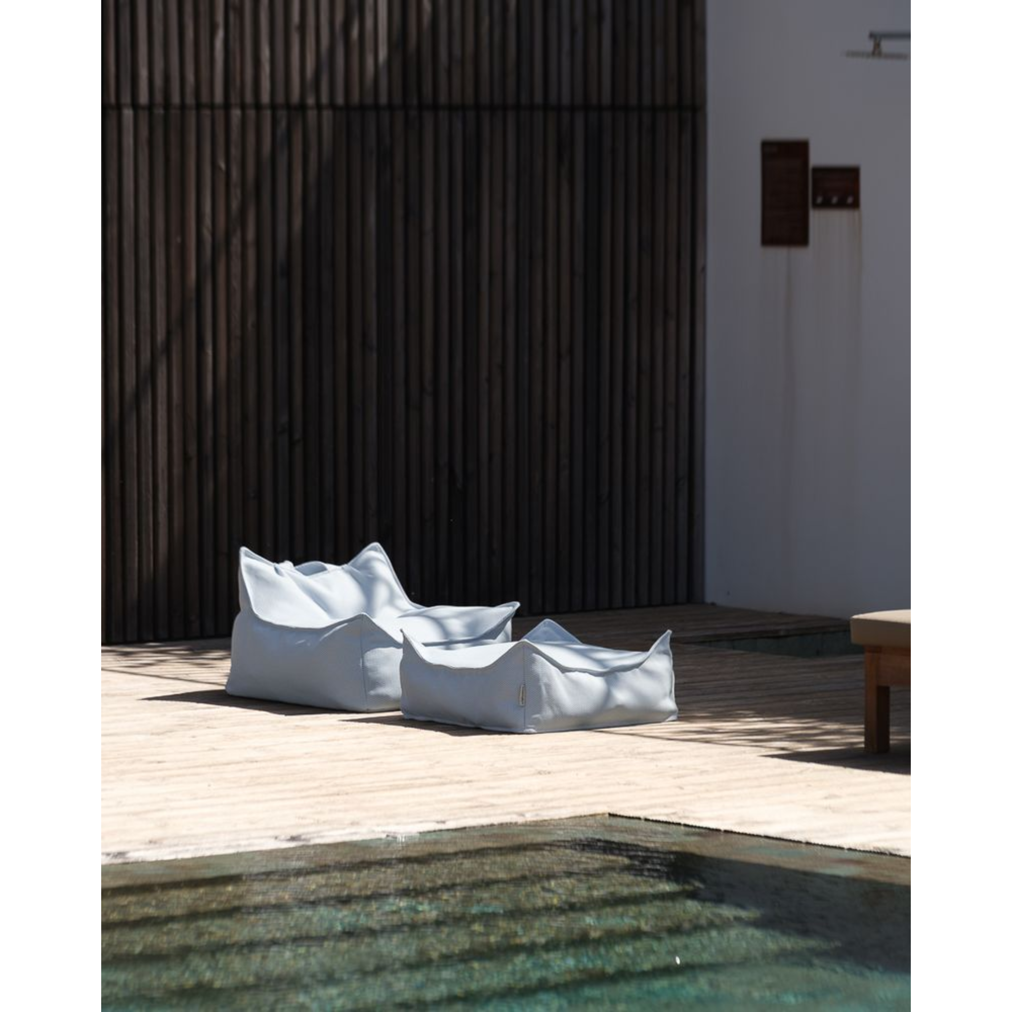 Lauko sėdmaišio ir pufo rinkinys - Azure