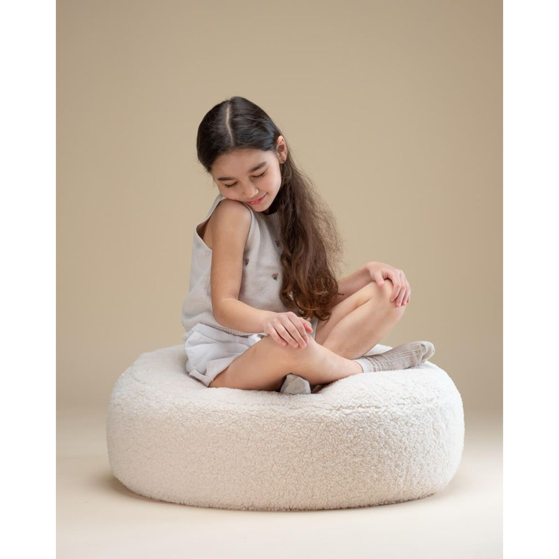 Apvalus pufas - Cream White