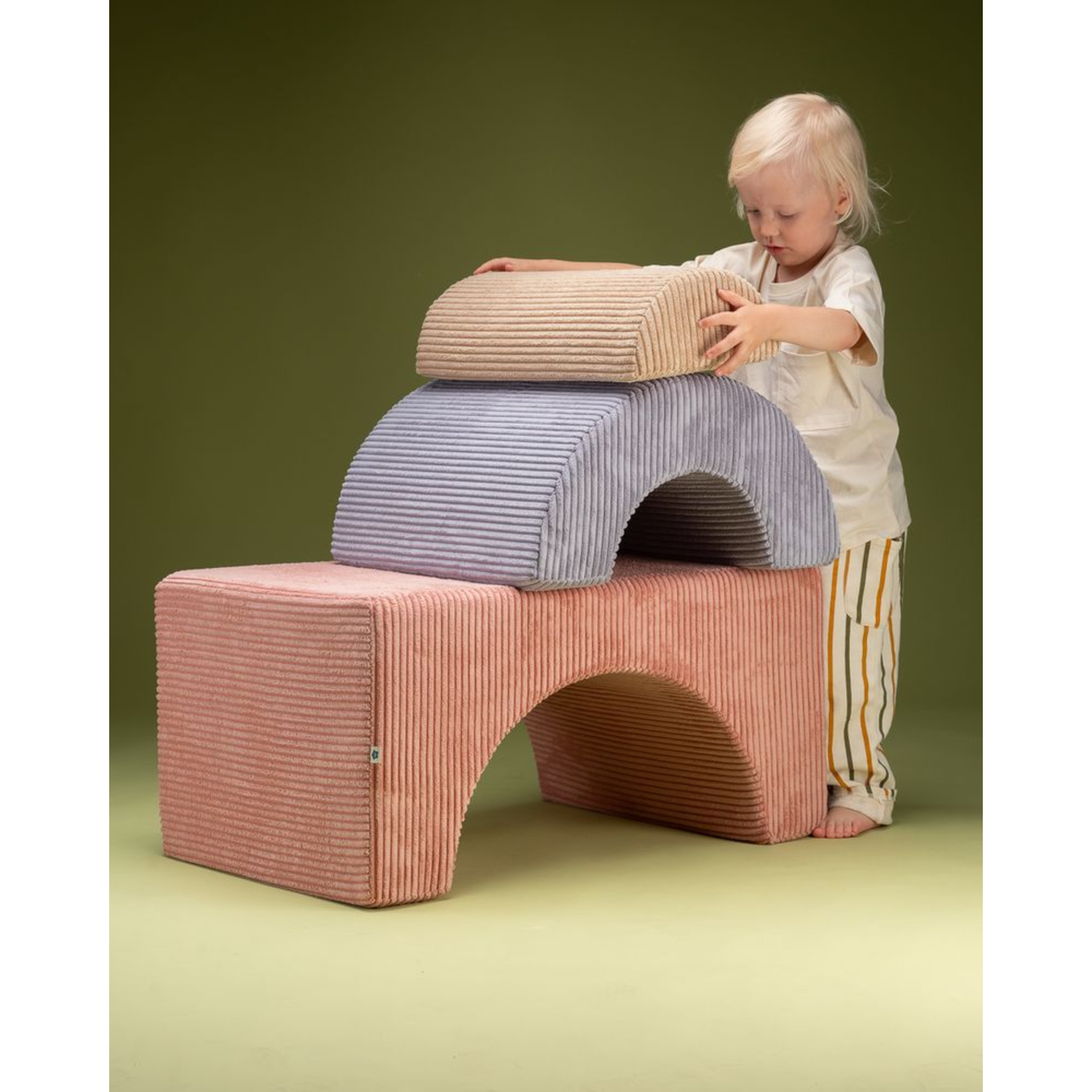 Rainbow vaikiškų baldų rinkinys - Pink Mousse