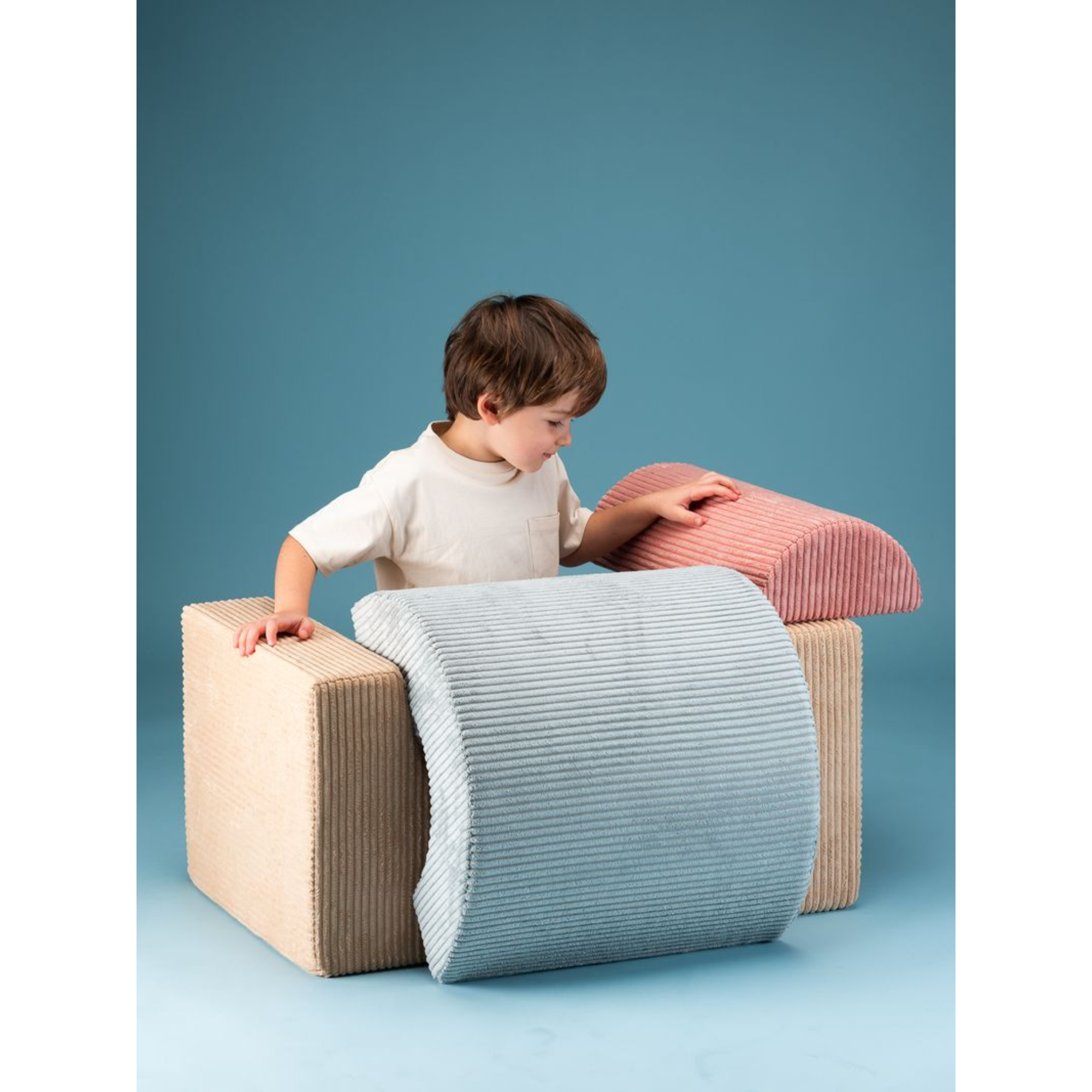 Rainbow vaikiškų baldų rinkinys - Brown Sugar