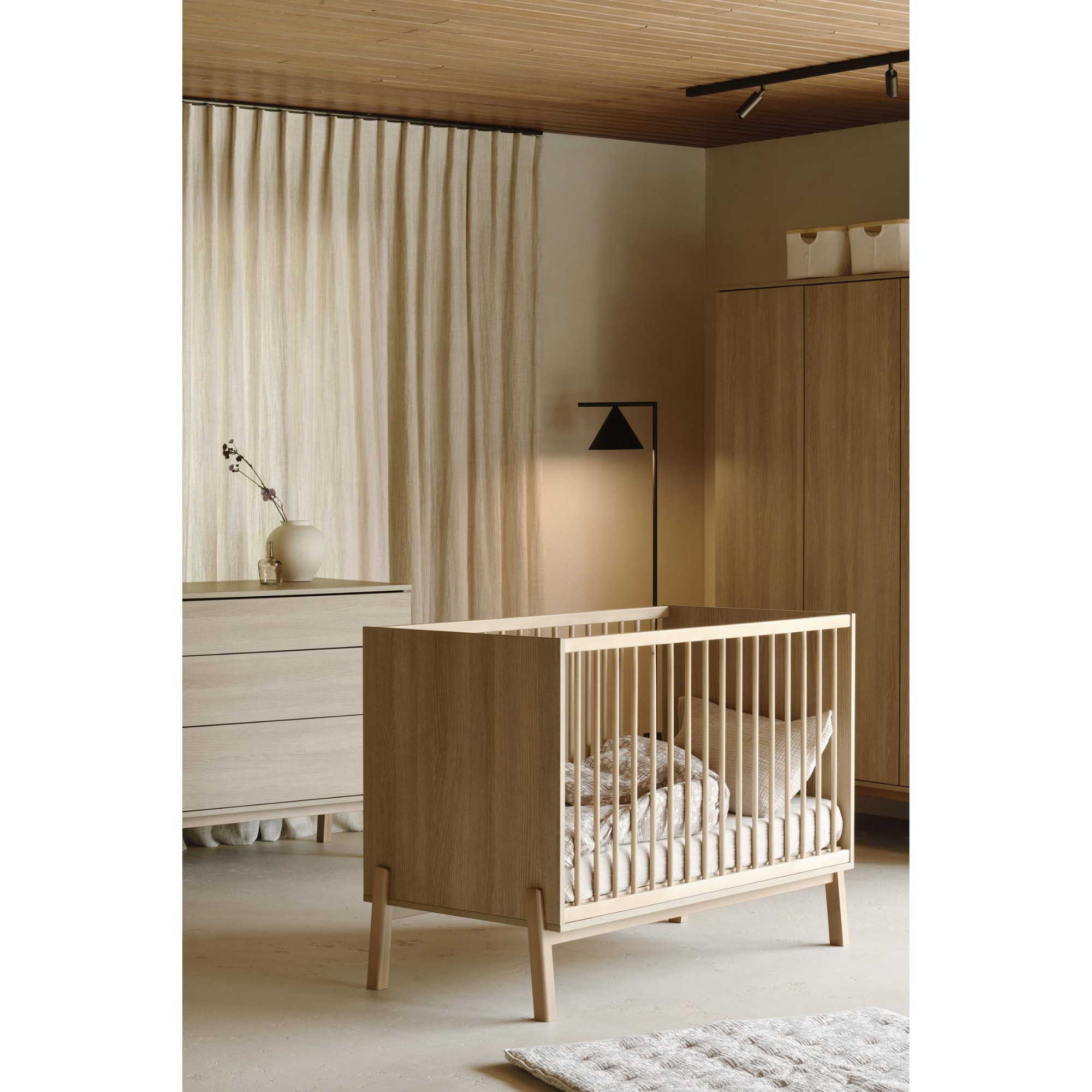 Komoda Ashi - Įvairių spalvų