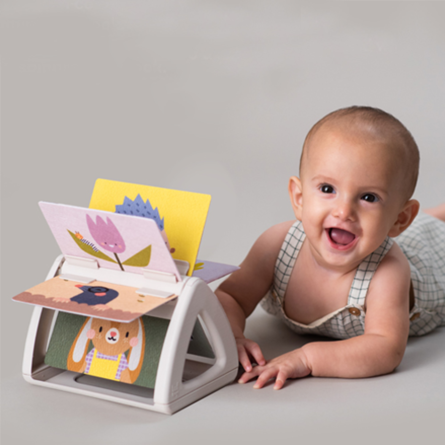 Besisukanti knygelė - Tummy Time